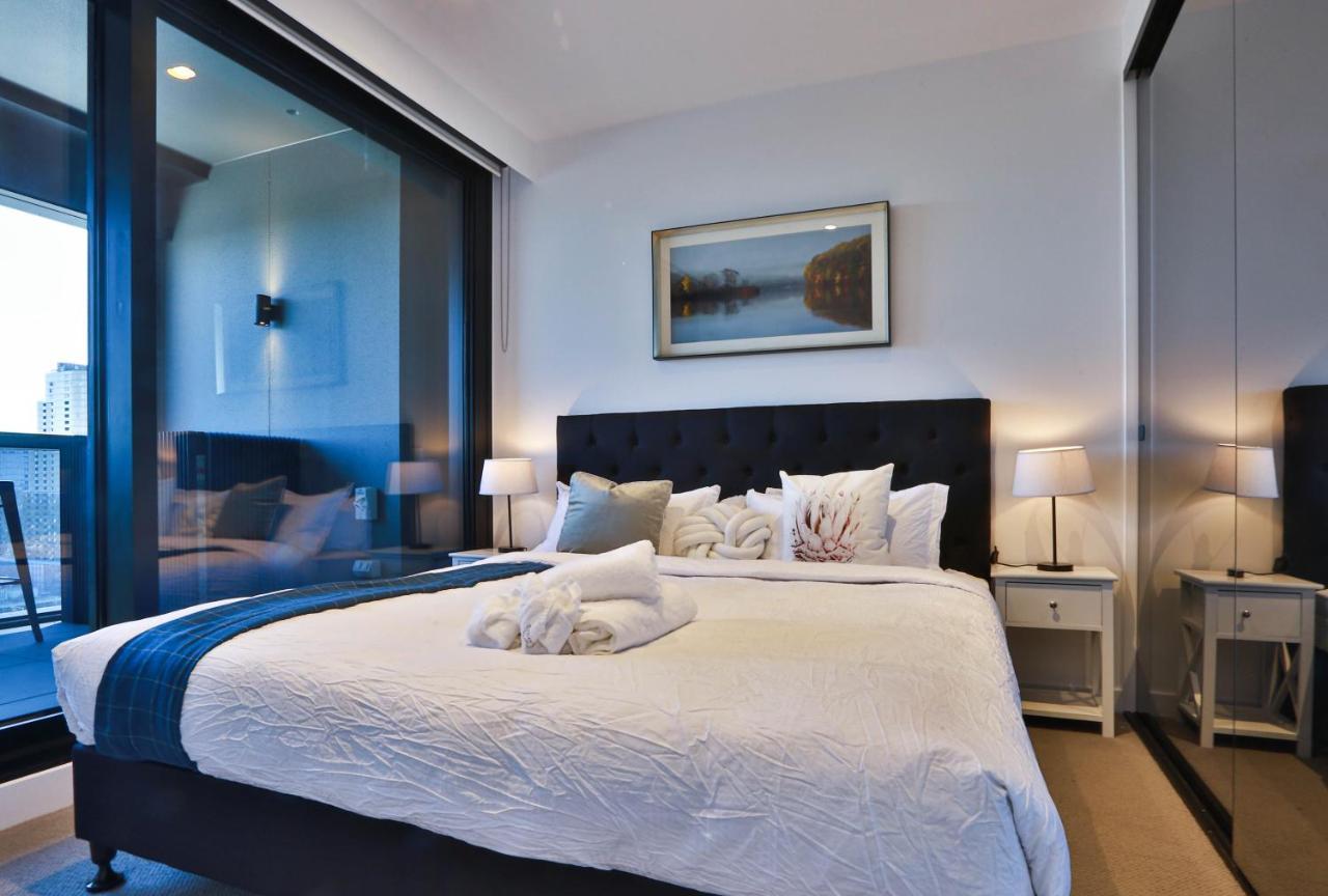 Box Hill Central Sky One Apartment ภายนอก รูปภาพ