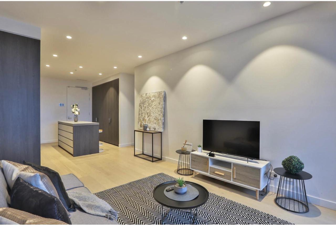 Box Hill Central Sky One Apartment ภายนอก รูปภาพ