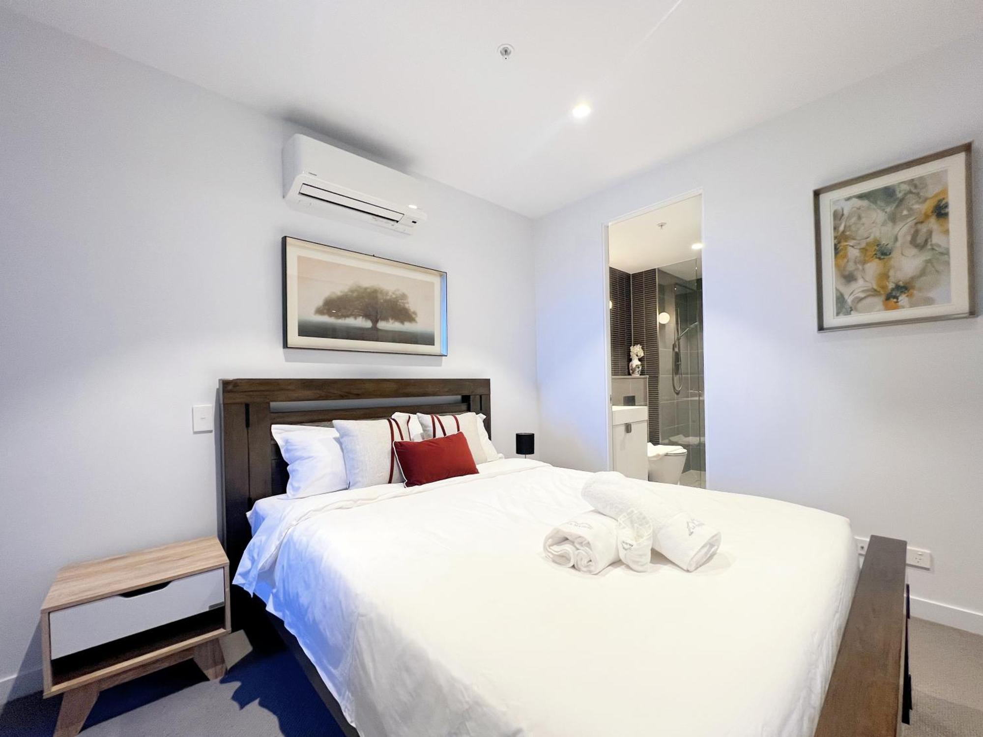 Box Hill Central Sky One Apartment ภายนอก รูปภาพ