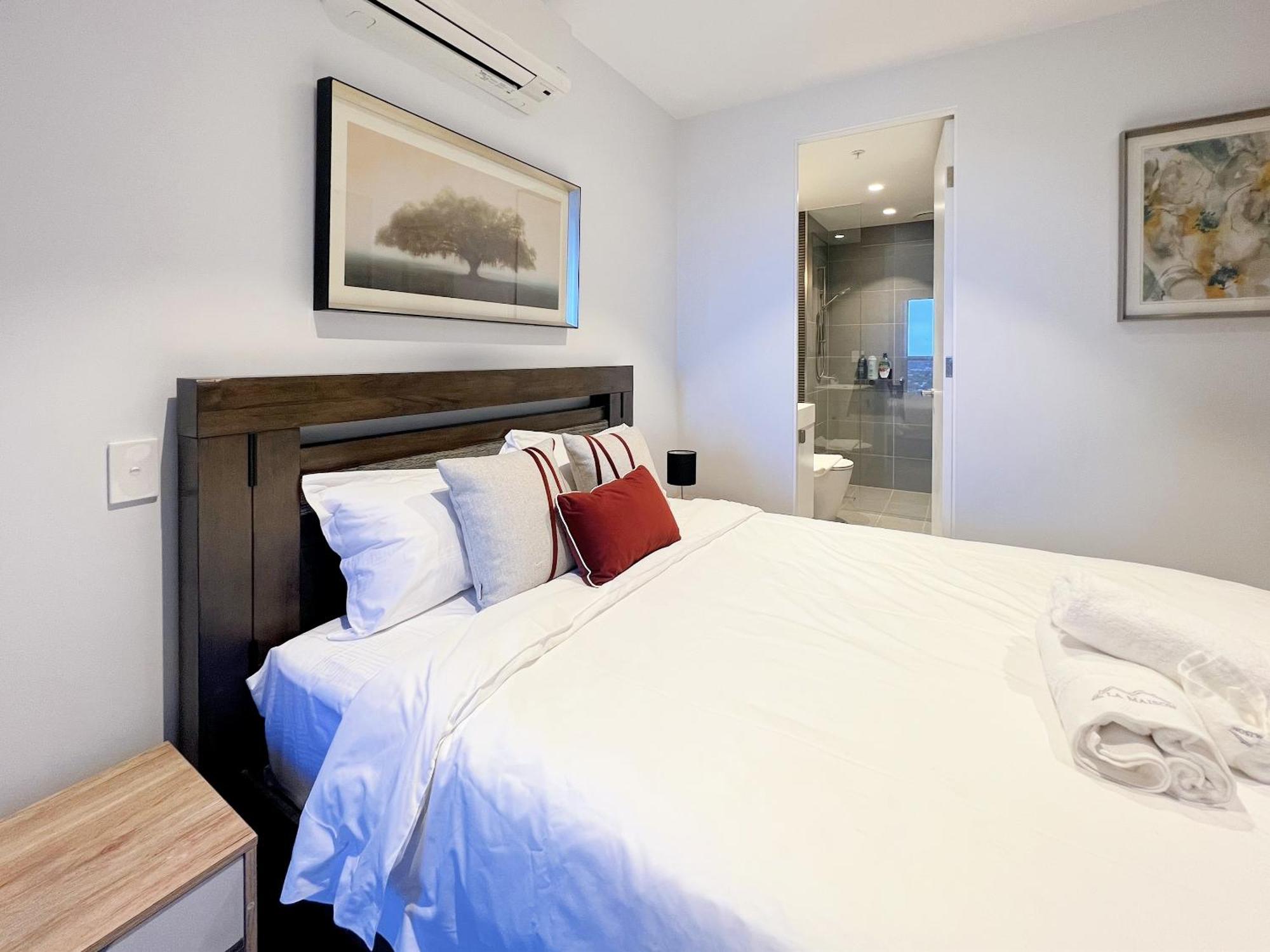 Box Hill Central Sky One Apartment ภายนอก รูปภาพ